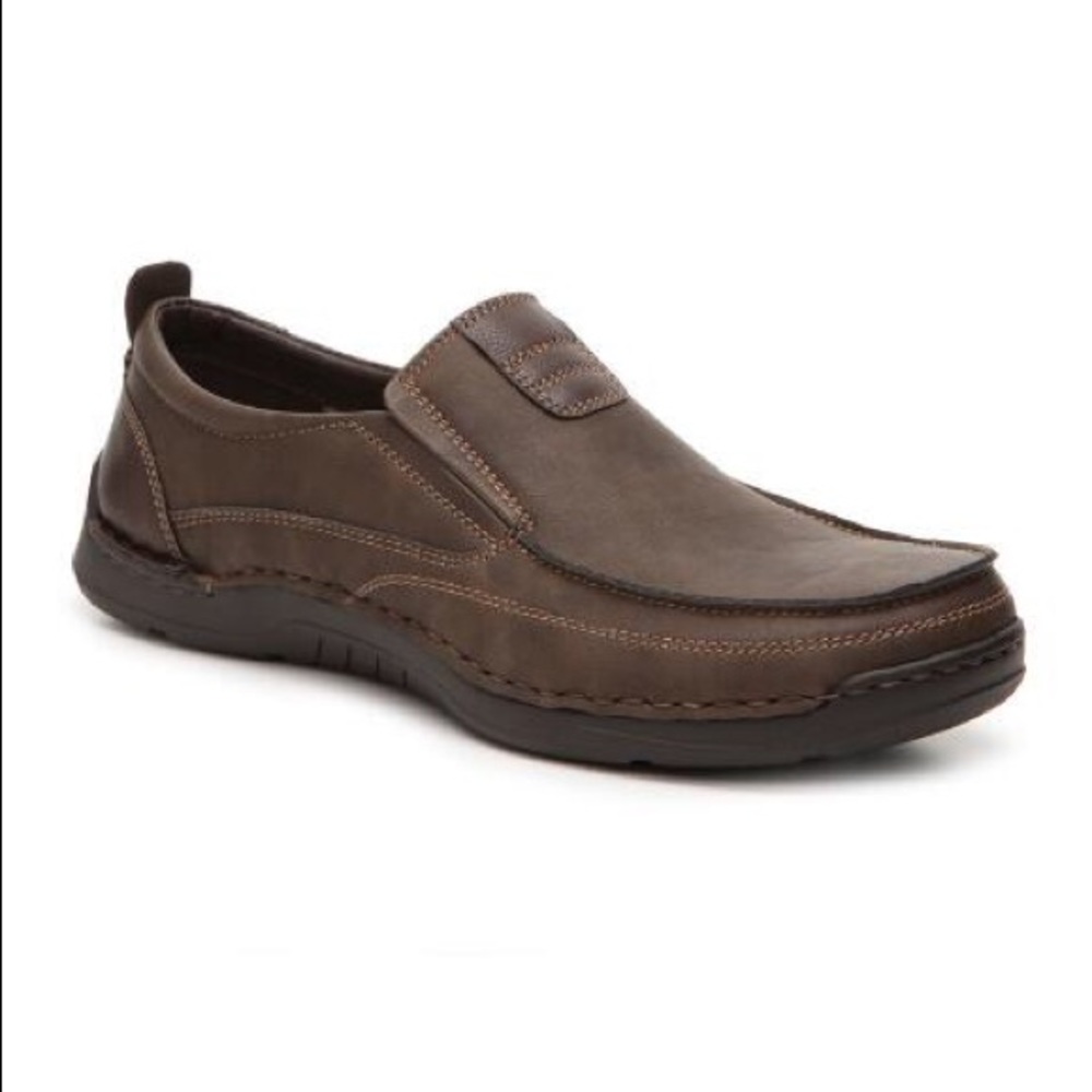 Brown IZOD dress shoes